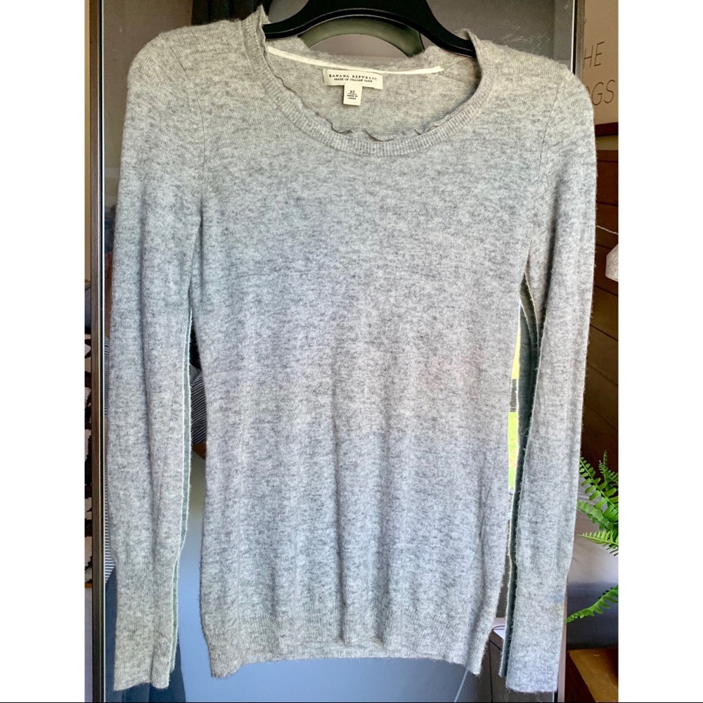 Banana Republic Sweater